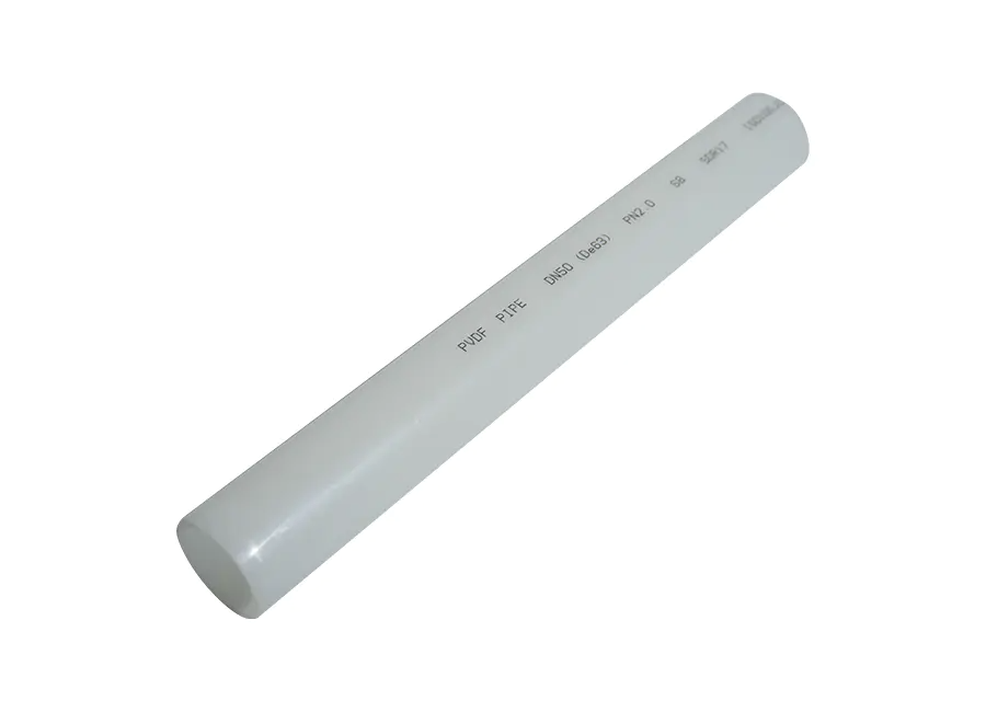 Quais são as vantagens dos tubos PVDF em comparação com outros materiais como PVC ou PE?